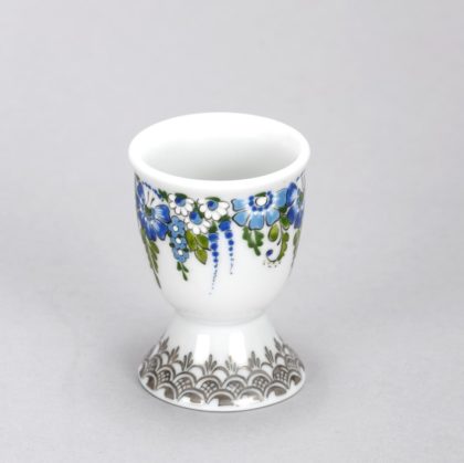 "Platinum" egg glass
