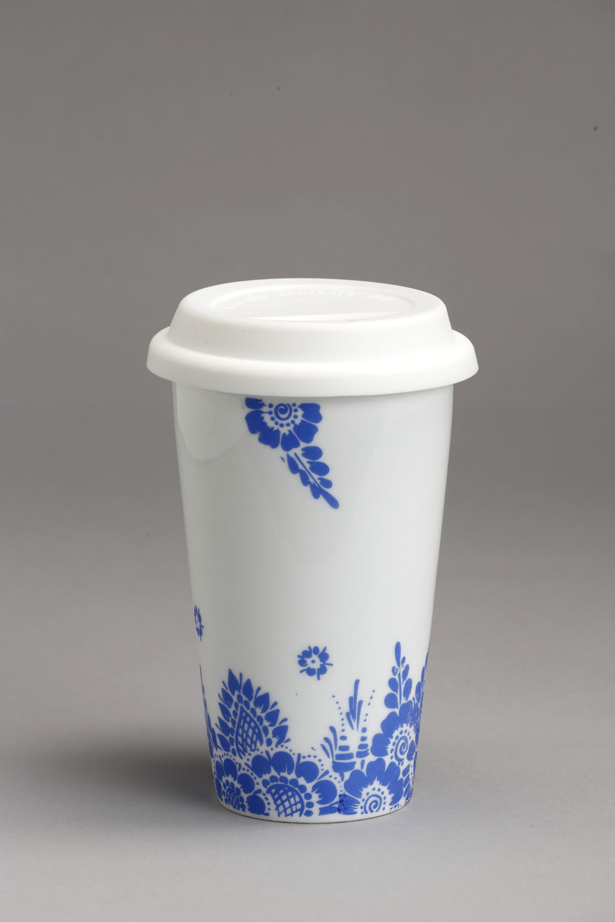 porcelana, porcelana opolska, wzór opolski, opolskie dziouchy, kubek, kubek termiczny, chodzież, lubiana, bolesławiec, prezent, polska, polans, śląsk, silesia, folk, folklor, sztuka ludowa