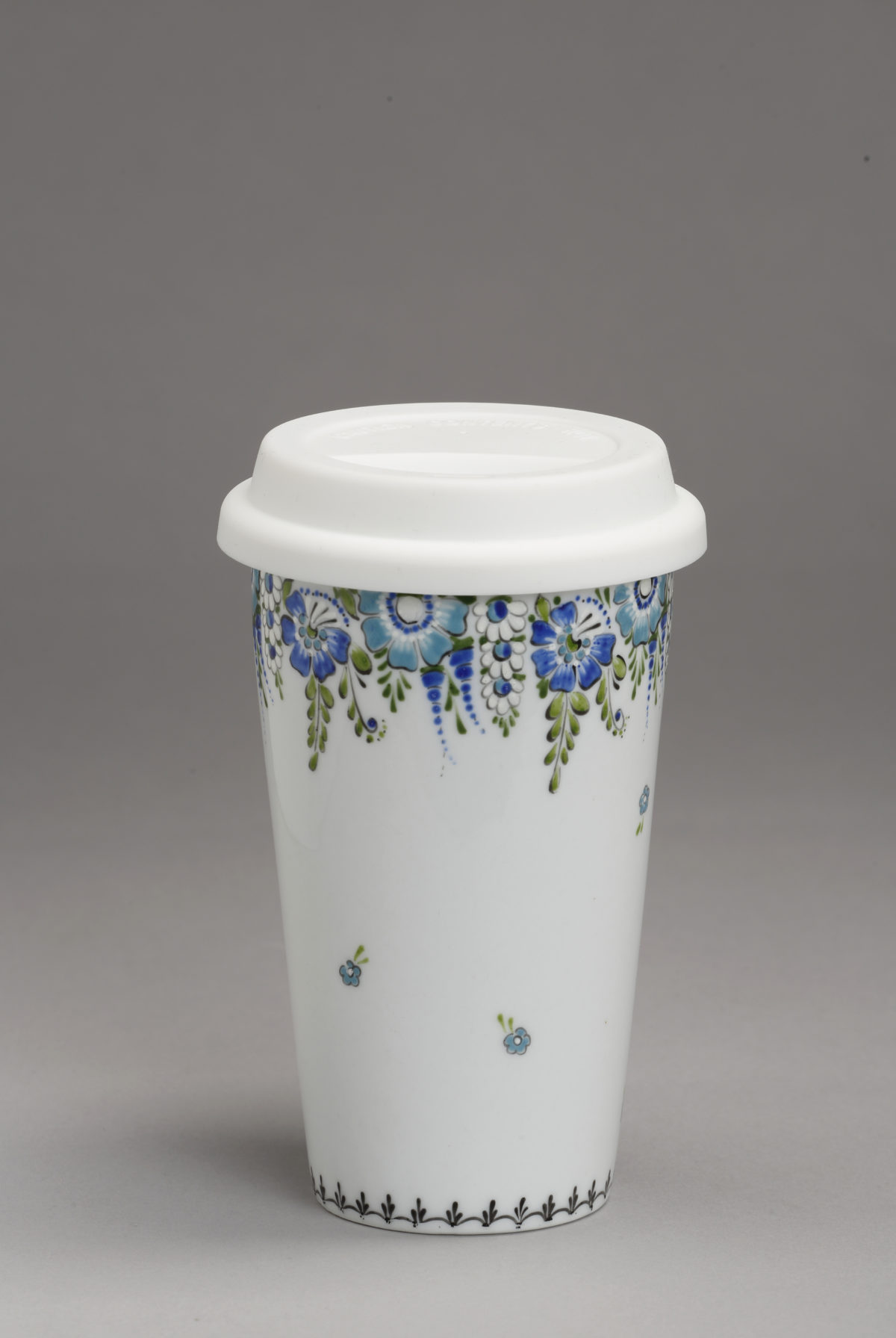 porcelana, porcelana opolska, wzór opolski, opolskie dziouchy, kubek, kubek termiczny, chodzież, lubiana, bolesławiec, prezent, polska, polans, śląsk, silesia, folk, folklor, sztuka ludowa, cepelia, pyka